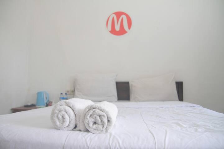 Mugeni Homestay Senggigi Εξωτερικό φωτογραφία